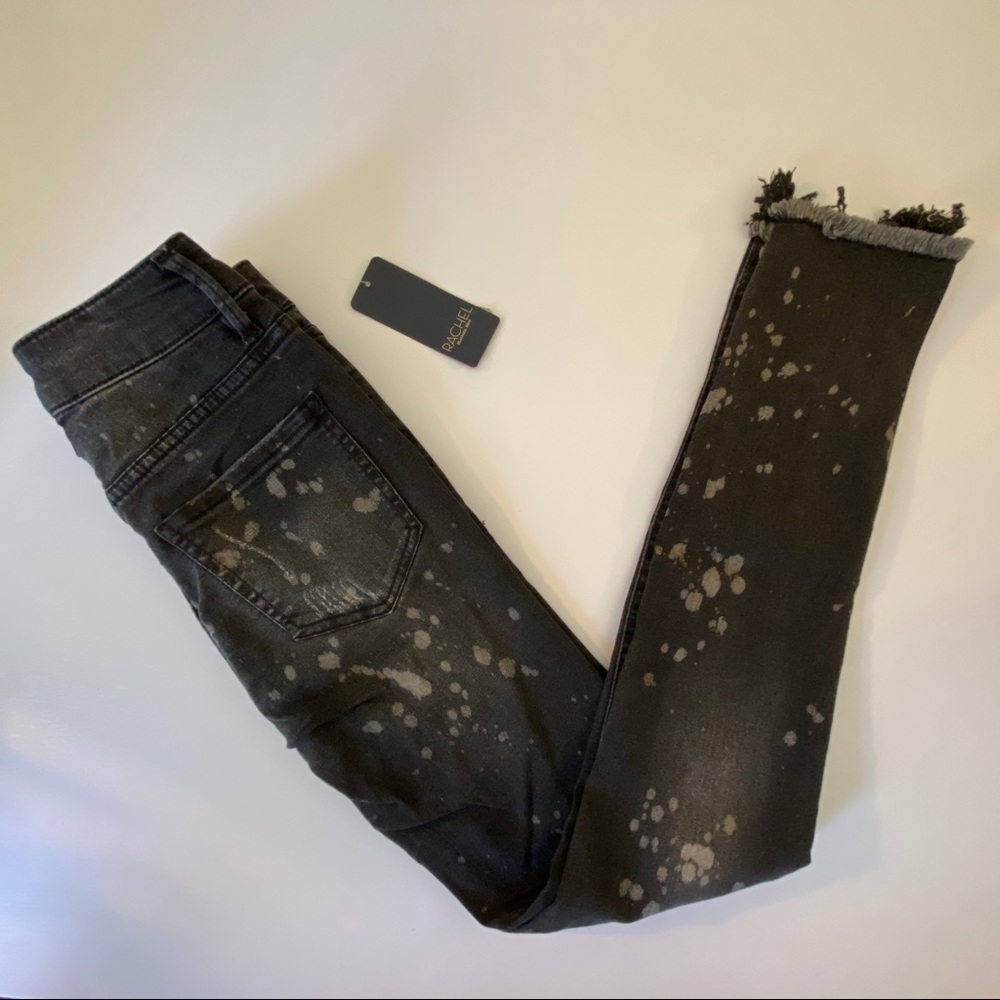 Rachel Roy Autumn garage wash jeans Size 24 NWT - Picture 2 of 5